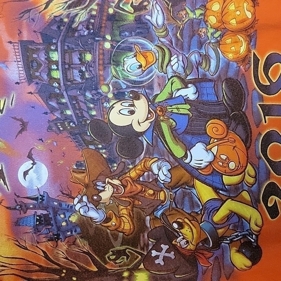 Disneyland Halloween 2016 t-shirt - Picture 3 of 5